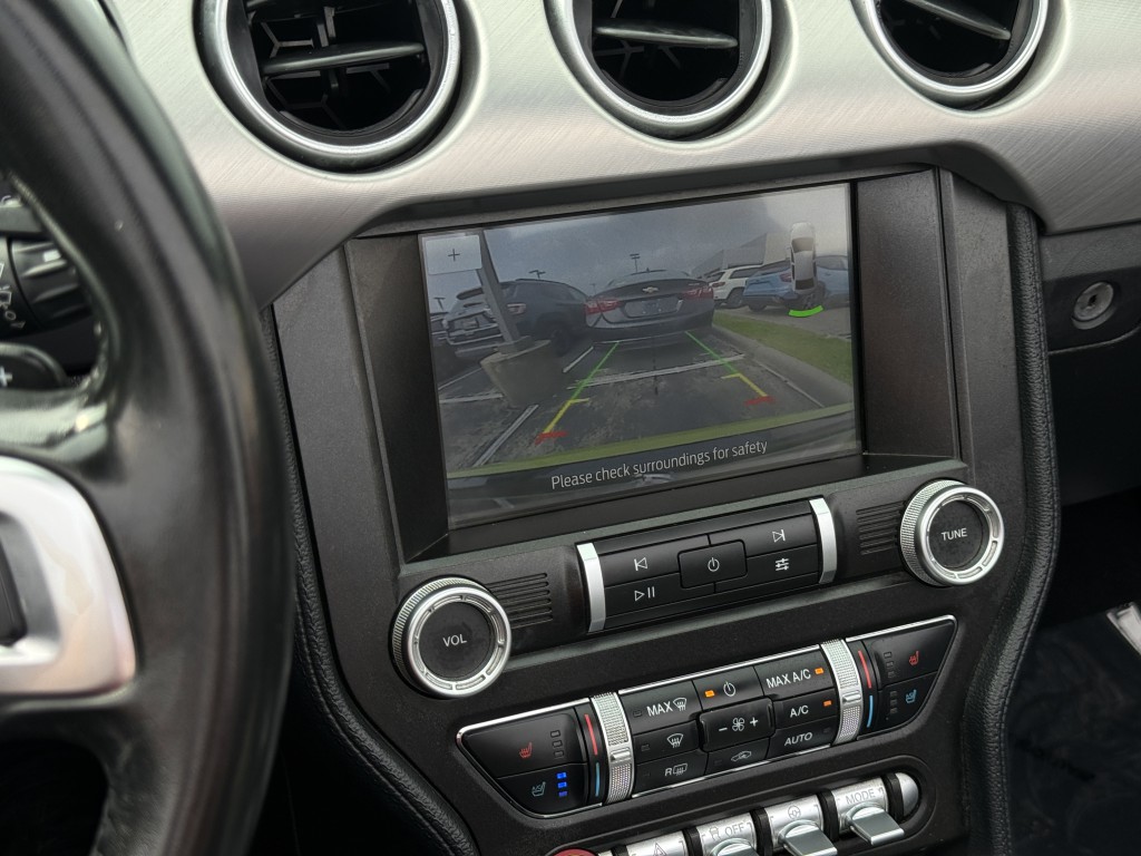 2020 Ford Mustang Image 27