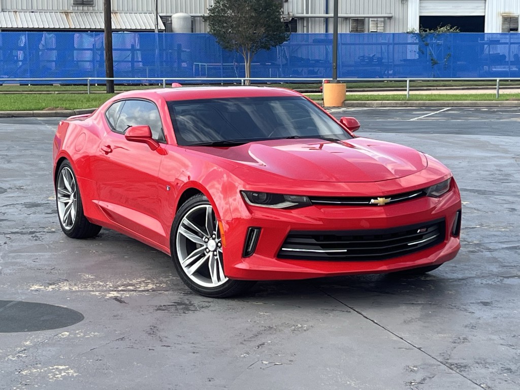 2018 Chevrolet Camaro Image 3