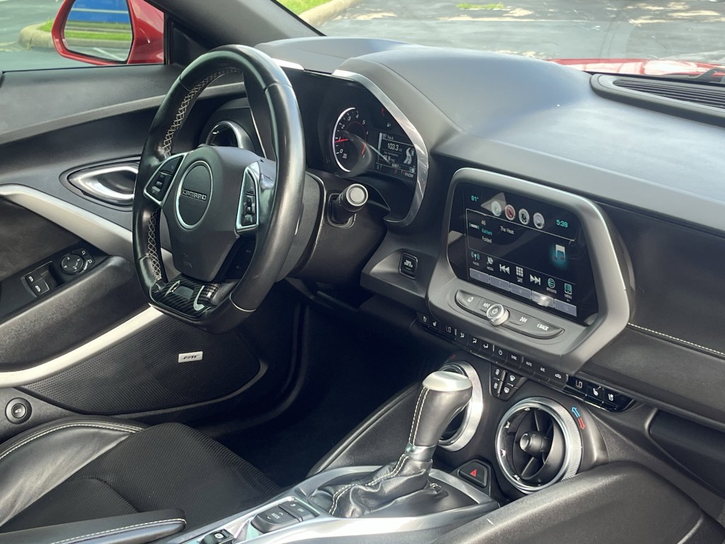 2018 Chevrolet Camaro Image 15