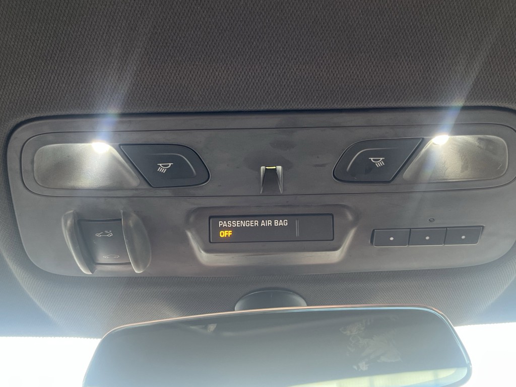 2018 Chevrolet Camaro Image 23