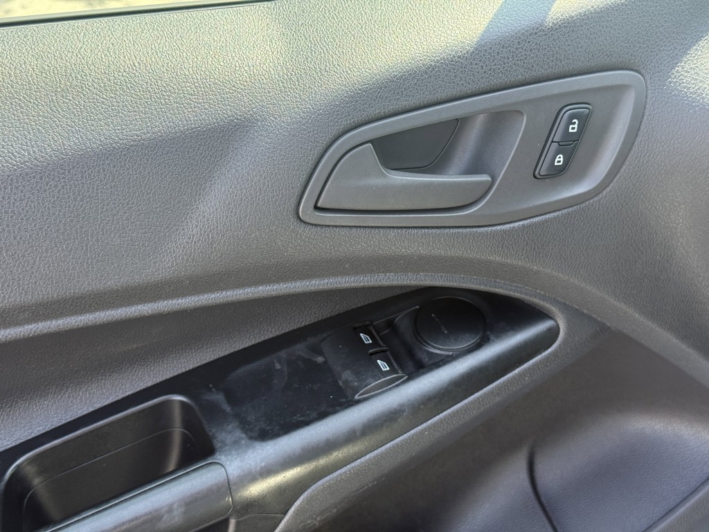 2018 Ford Transit Connect Image 23