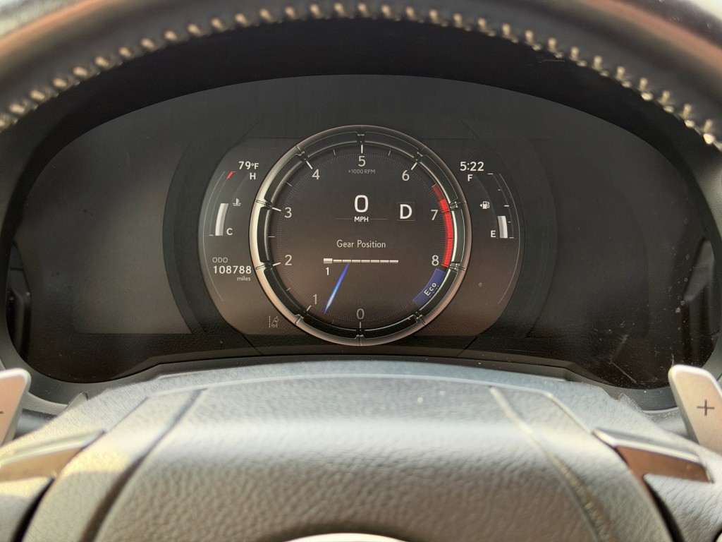 2021 Lexus IS Image 19