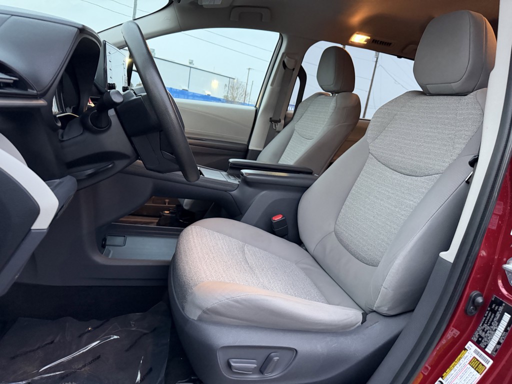 2021 Toyota Sienna Image 25