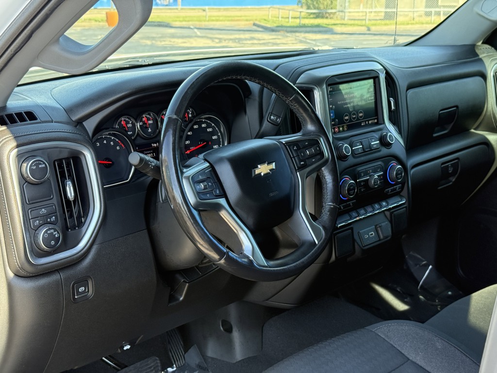 2022 Chevrolet Silverado 1500 Image 13