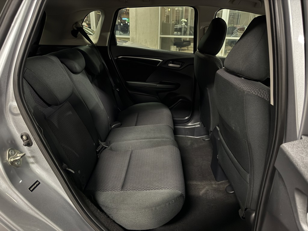 2020 Honda Fit Image 28