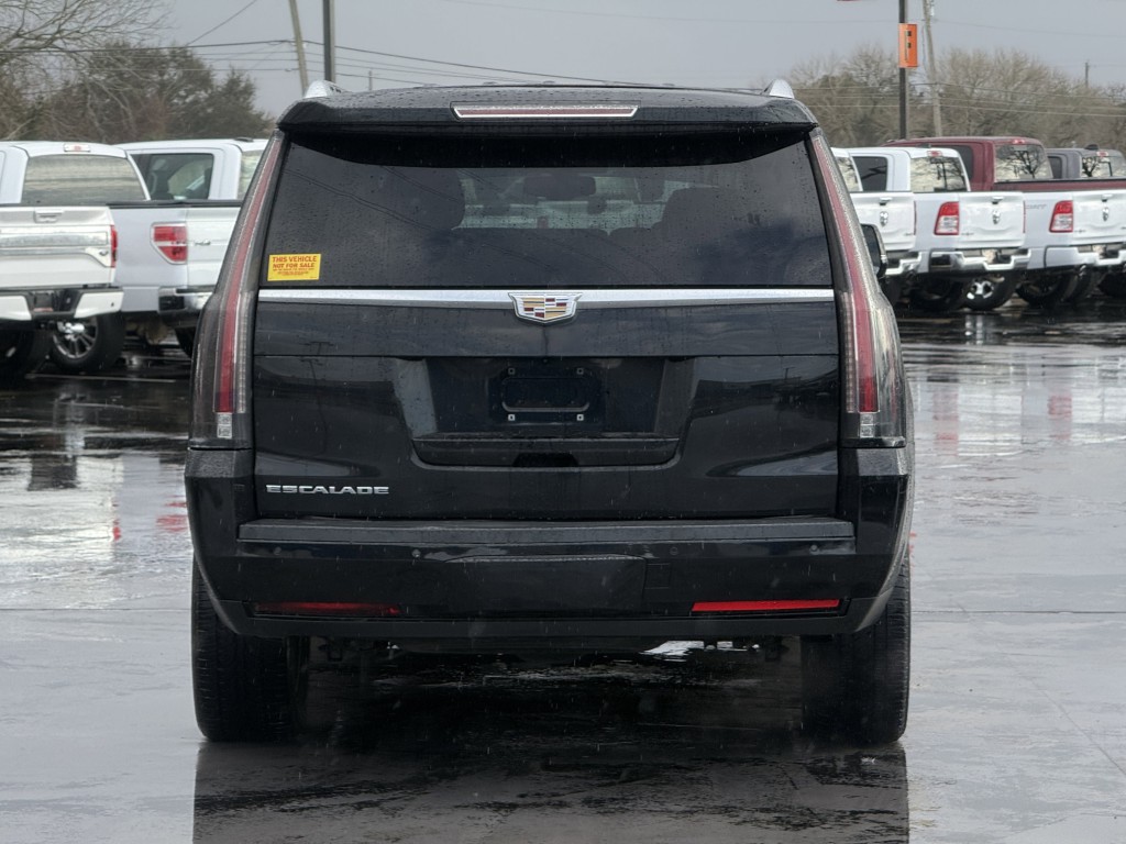 2018 Cadillac Escalade Image 8
