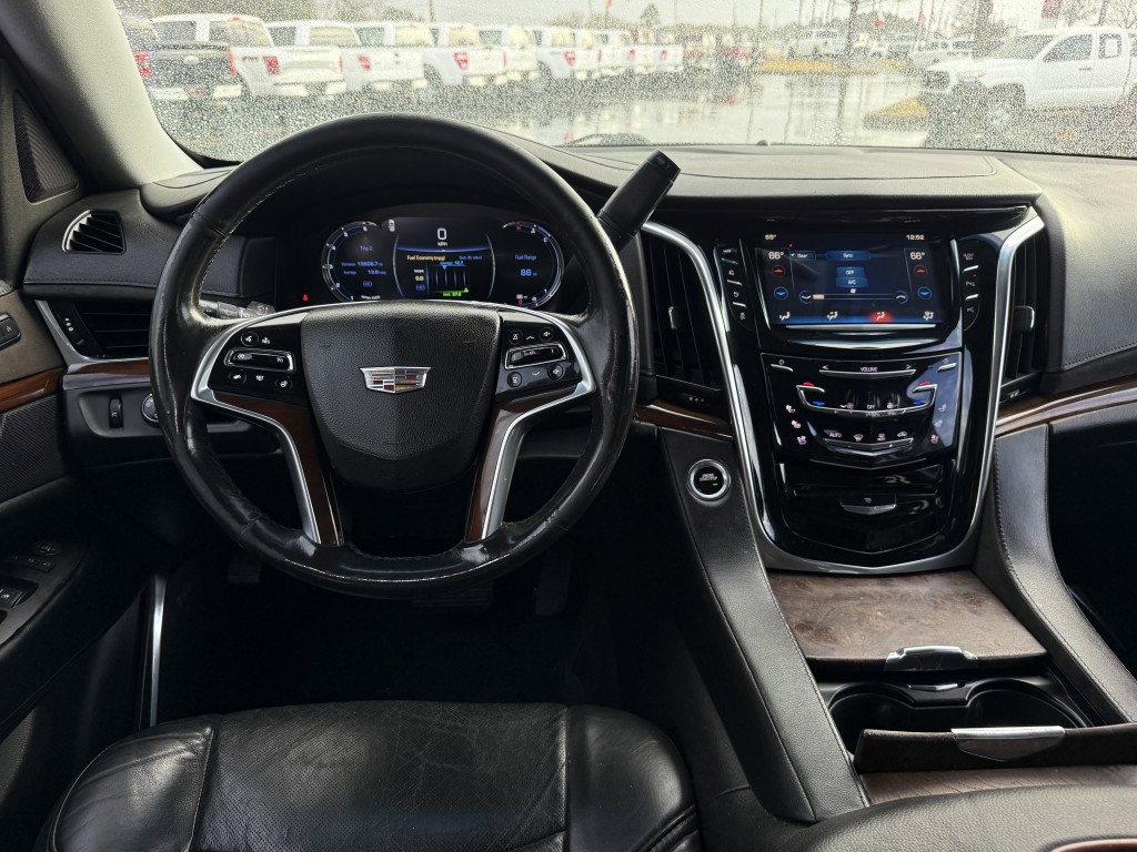 2018 Cadillac Escalade Image 15