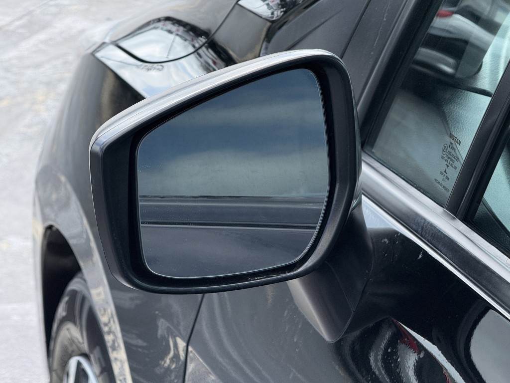 2022 Nissan Versa Image 12