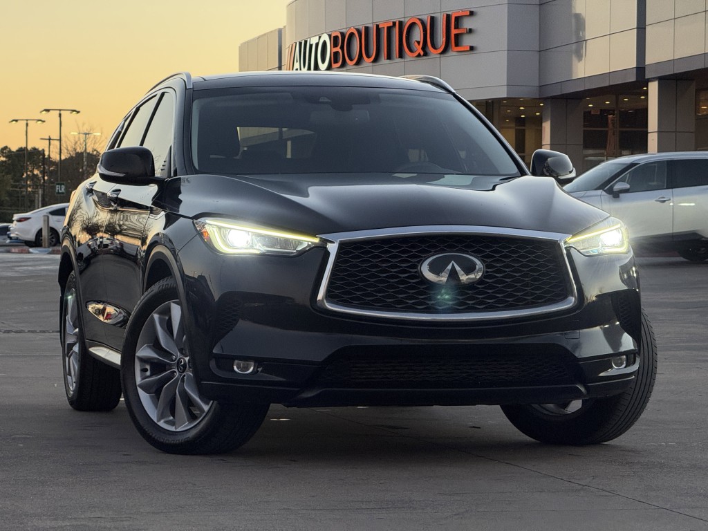 2022 INFINITI QX50 Image 3