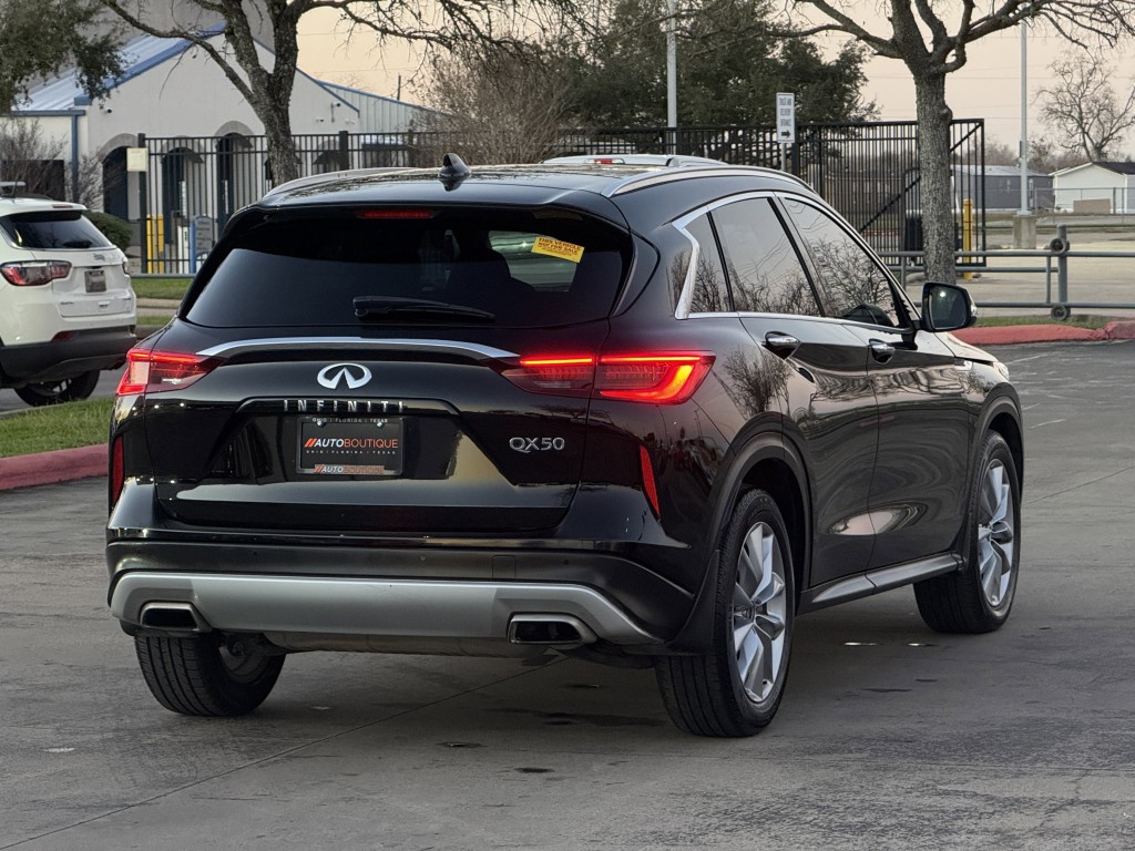 2022 INFINITI QX50 Image 10