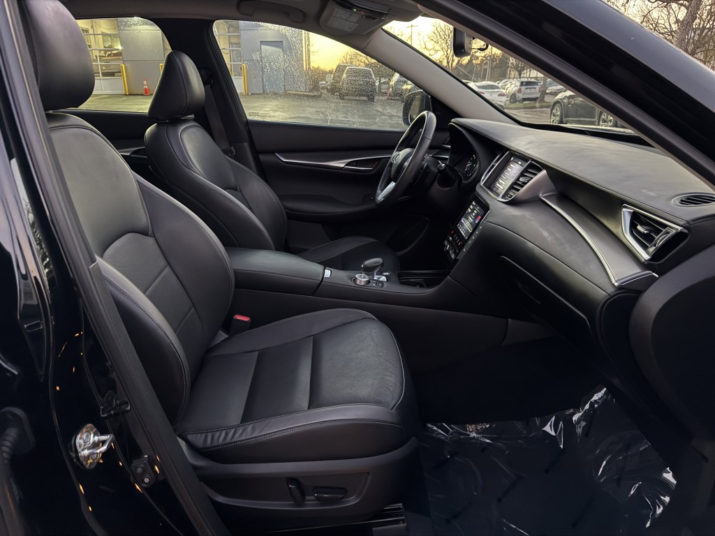 2022 INFINITI QX50 Image 30