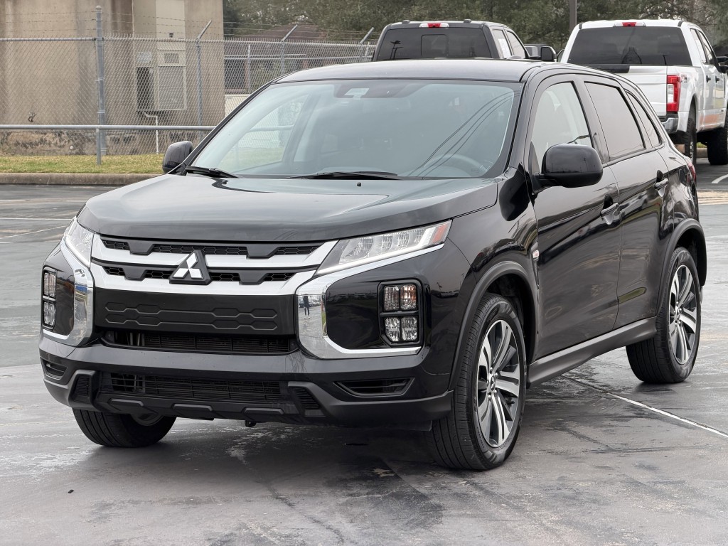 2024 Mitsubishi Outlander Image 5