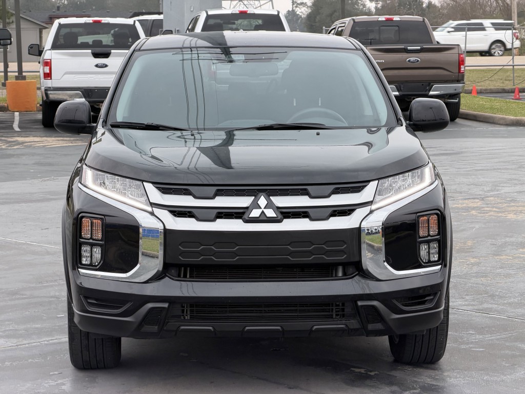 2024 Mitsubishi Outlander Image 6