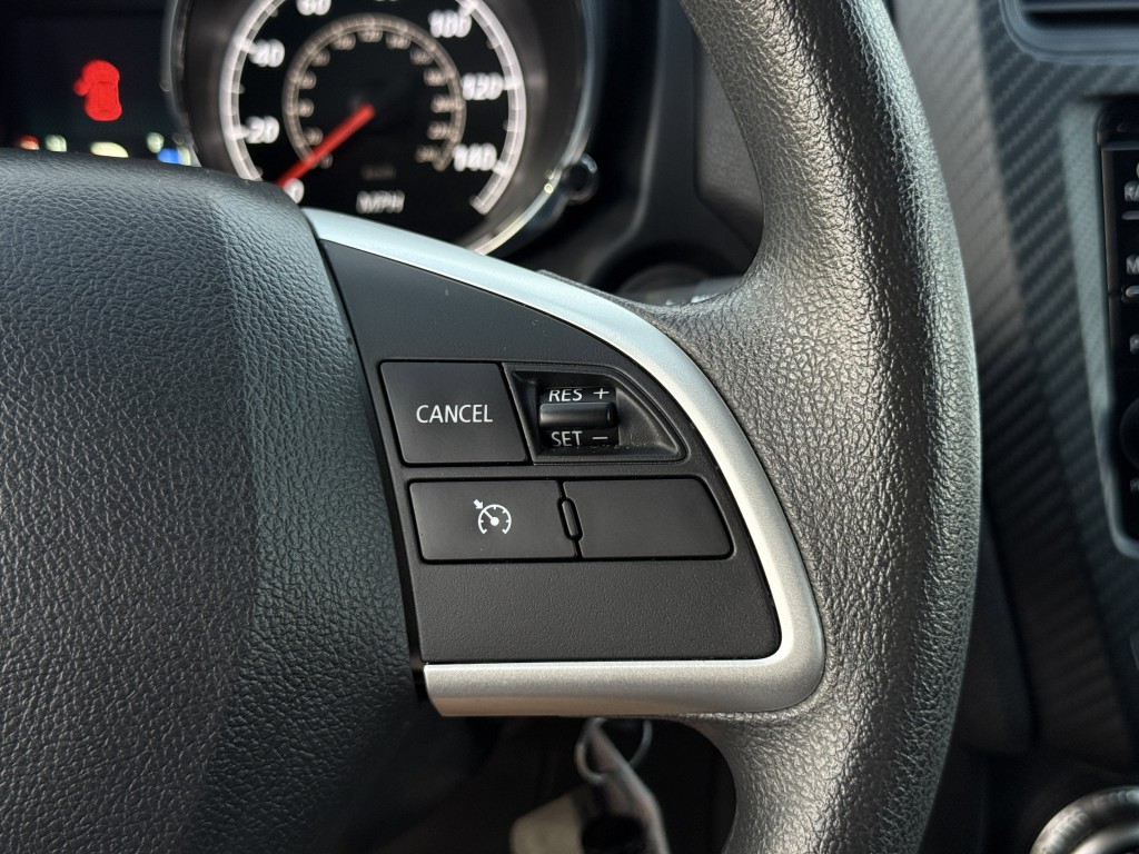 2024 Mitsubishi Outlander Image 18