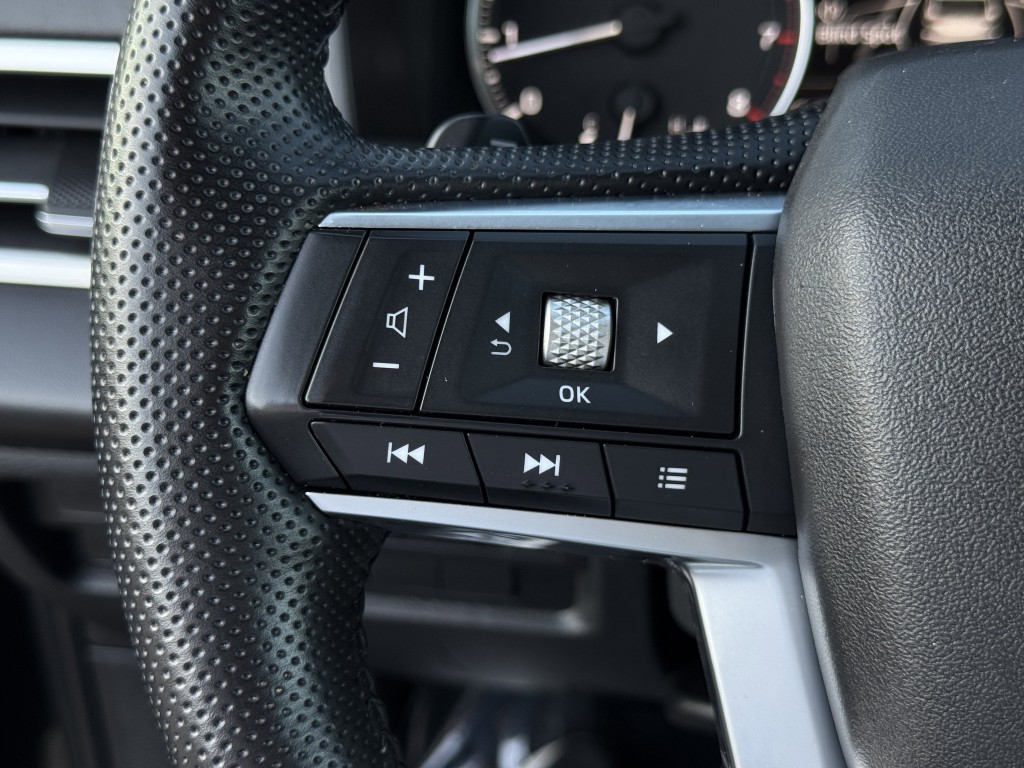 2022 Mitsubishi Outlander Image 18