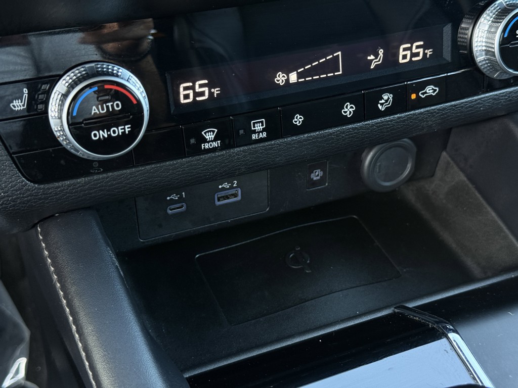 2022 Mitsubishi Outlander Image 22