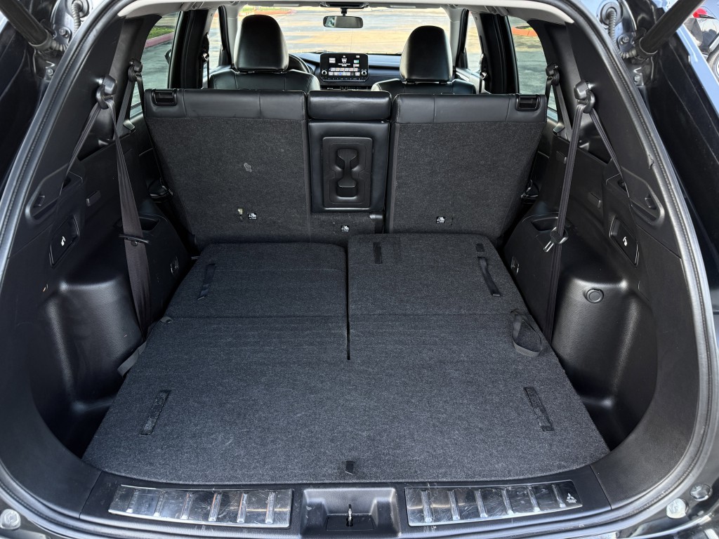 2022 Mitsubishi Outlander Image 36