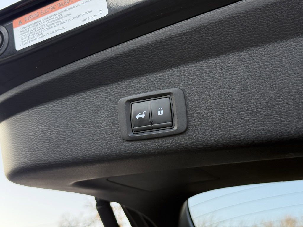 2022 Mitsubishi Outlander Image 37