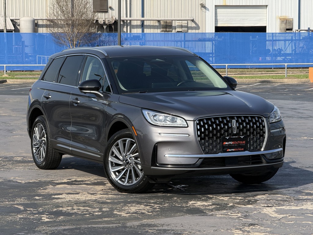 2024 Lincoln Corsair Image 3