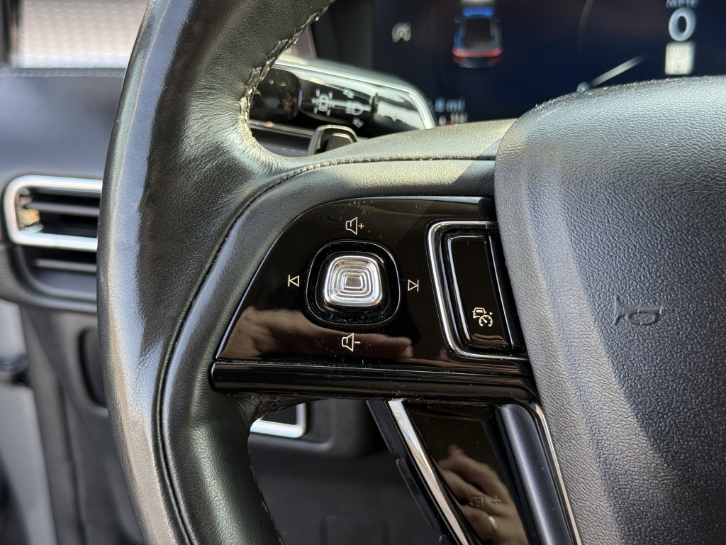 2024 Lincoln Corsair Image 18