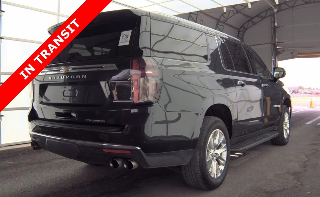 2023 Chevrolet Suburban Image 6