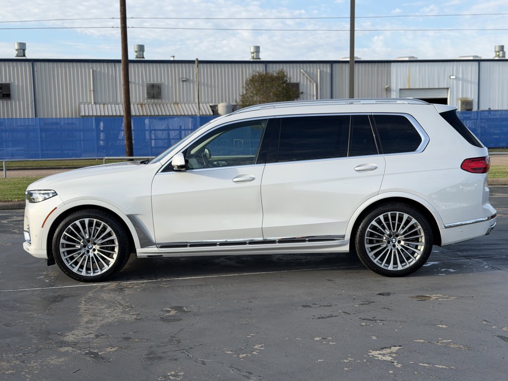 2021 BMW X7 Image 11