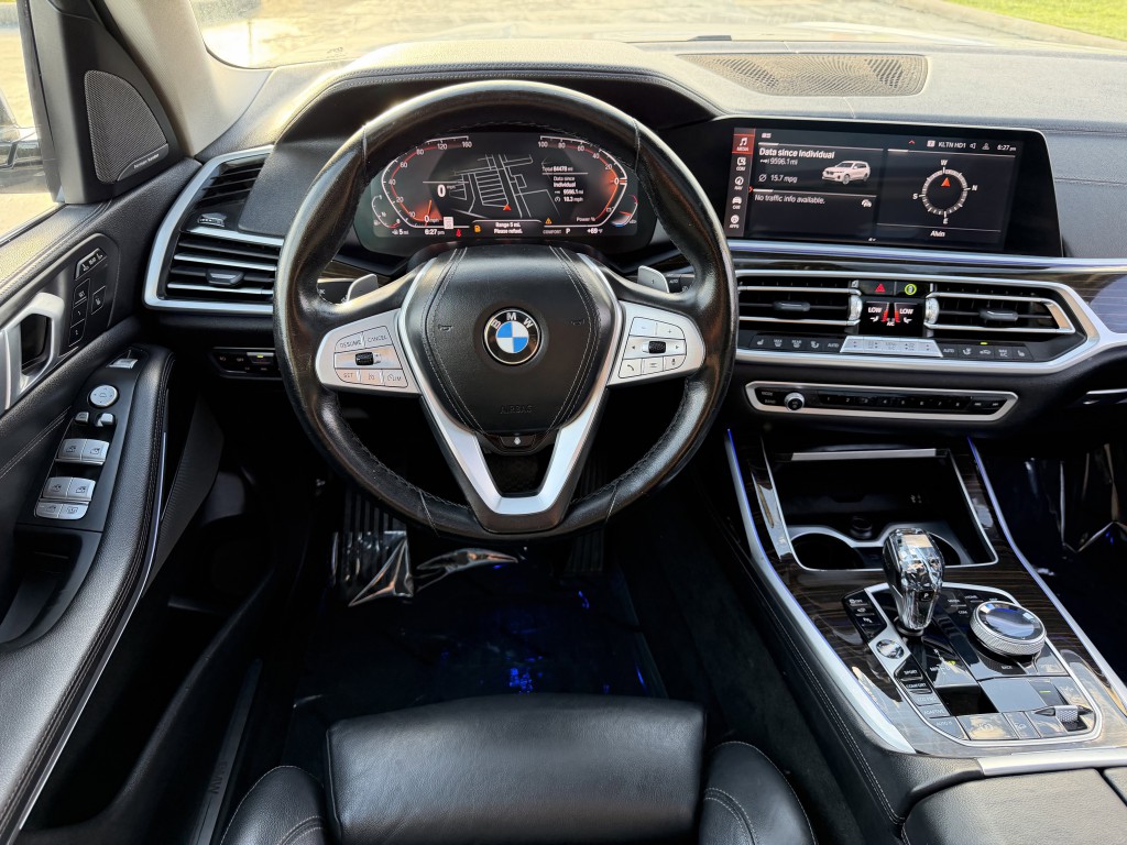 2021 BMW X7 Image 14