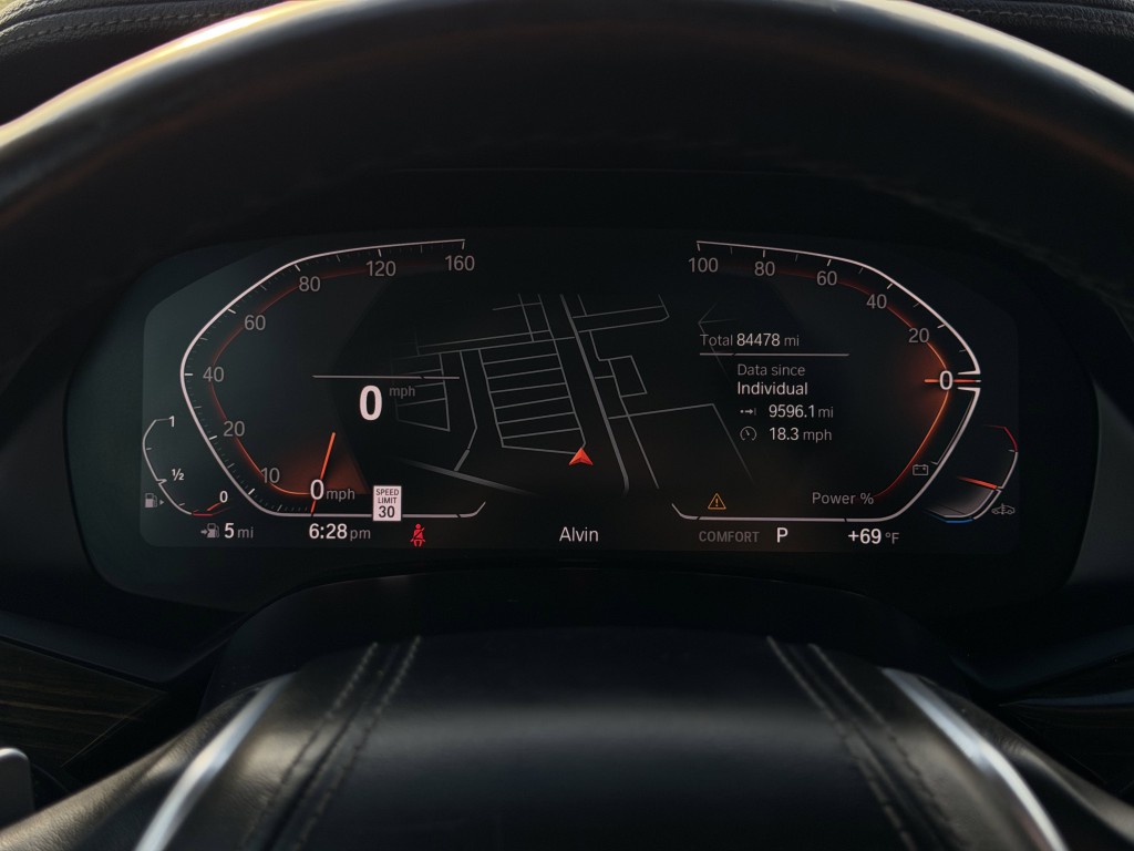 2021 BMW X7 Image 18