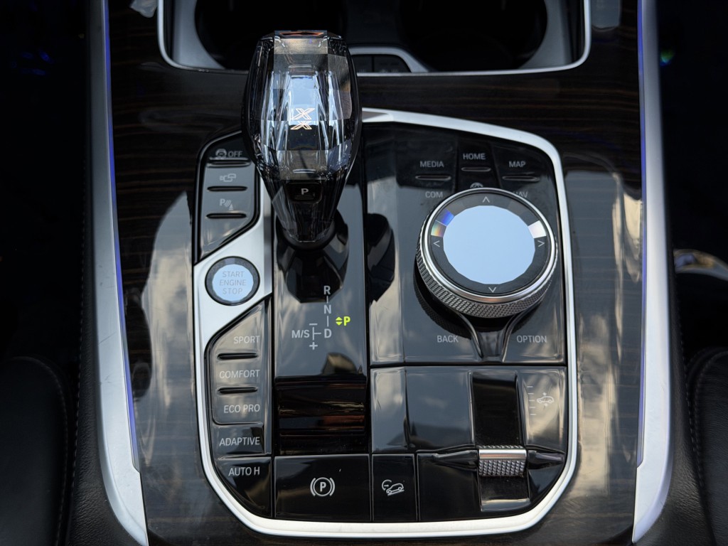 2021 BMW X7 Image 23