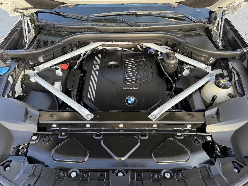 2021 BMW X7 Image 46