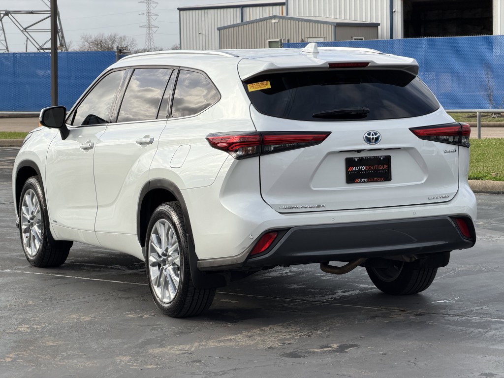 2023 Toyota Highlander Image 9