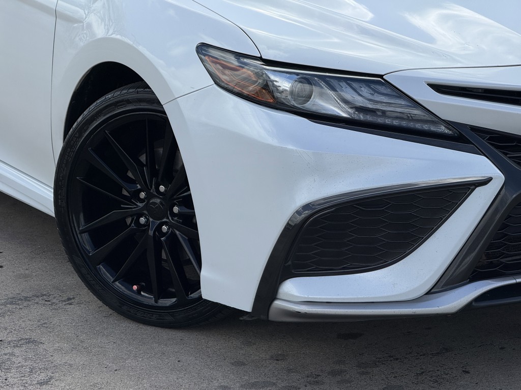 2022 Toyota Camry Image 9