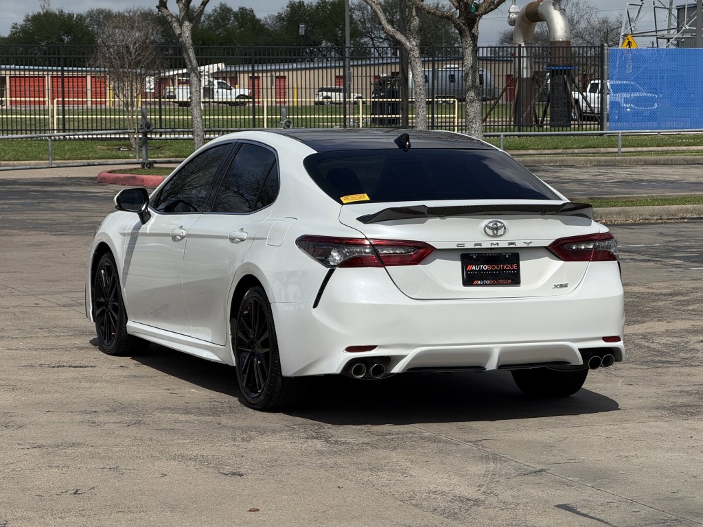 2022 Toyota Camry Image 10