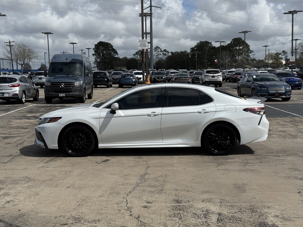 2022 Toyota Camry Image 12