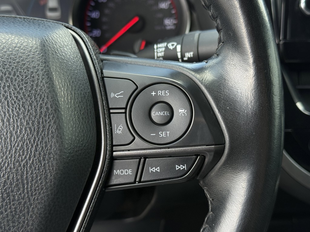 2022 Toyota Camry Image 19