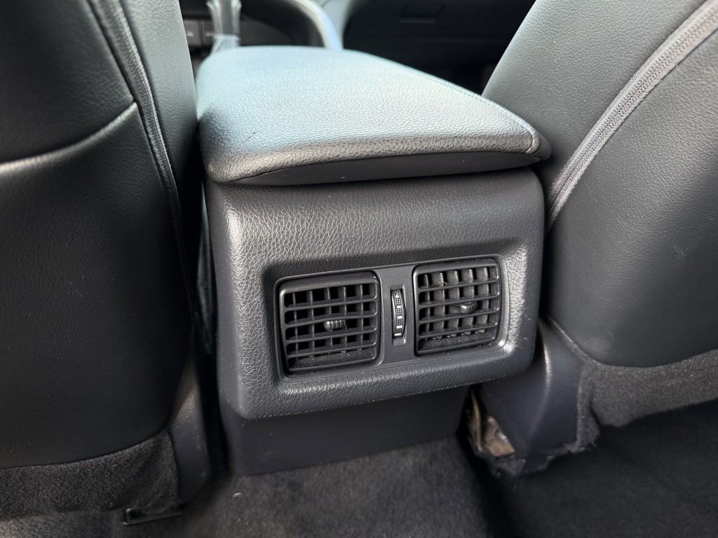 2022 Toyota Camry Image 33