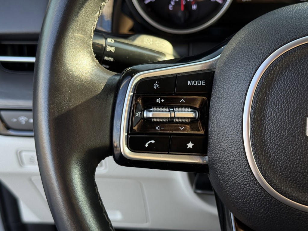 2022 Kia Carnival Image 18