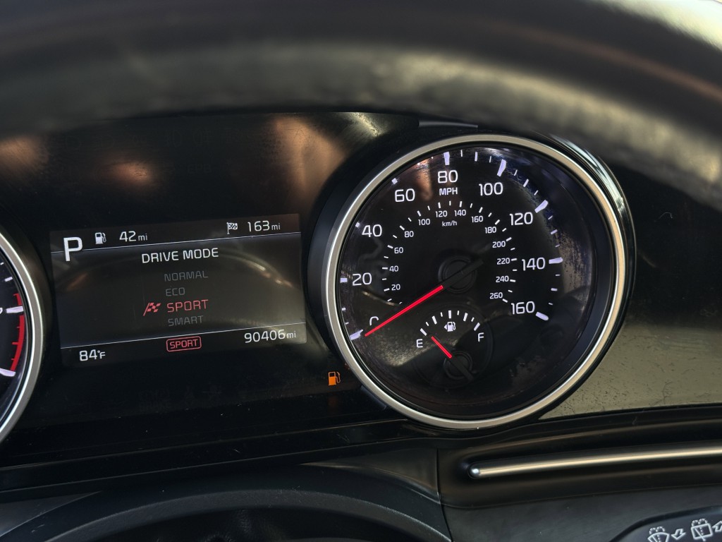 2022 Kia Carnival Image 25