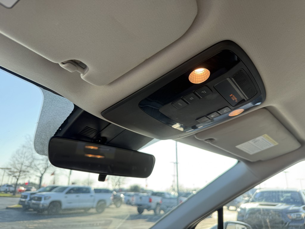 2022 Kia Carnival Image 31