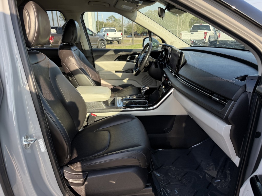2022 Kia Carnival Image 32