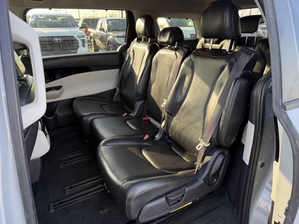 2022 Kia Carnival Image 34