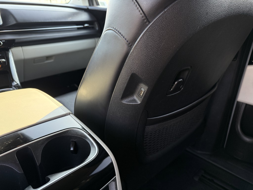 2022 Kia Carnival Image 37