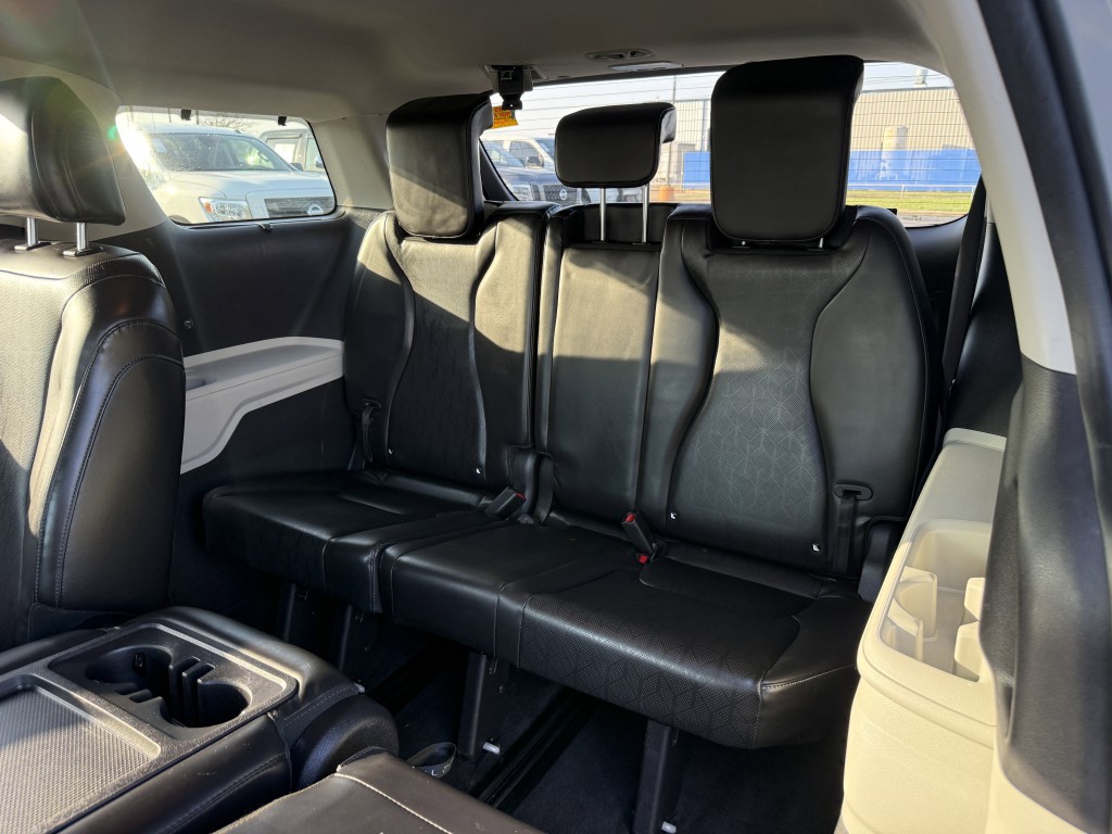 2022 Kia Carnival Image 38