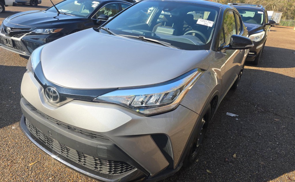 2020 Toyota C-HR Image 1