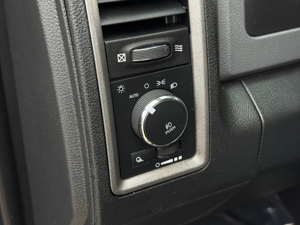 2018 RAM 1500 Image 27