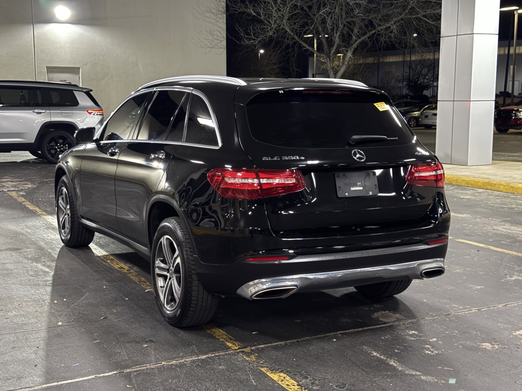 2019 Mercedes-Benz GLC-Class Image 9