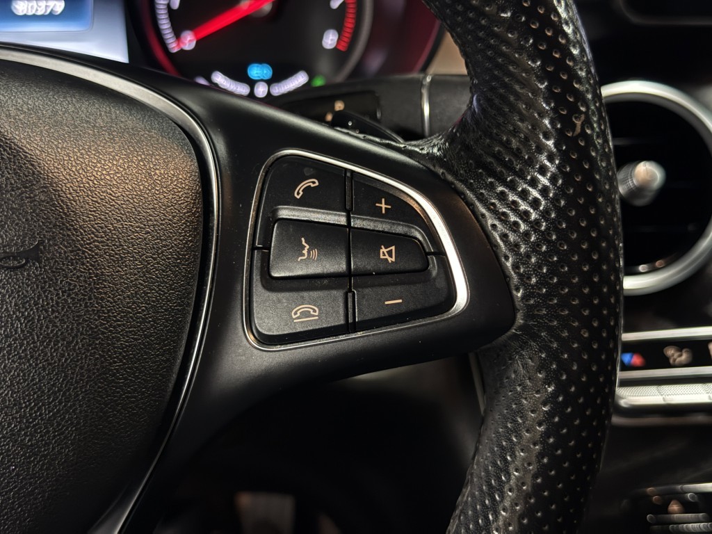 2019 Mercedes-Benz GLC-Class Image 18