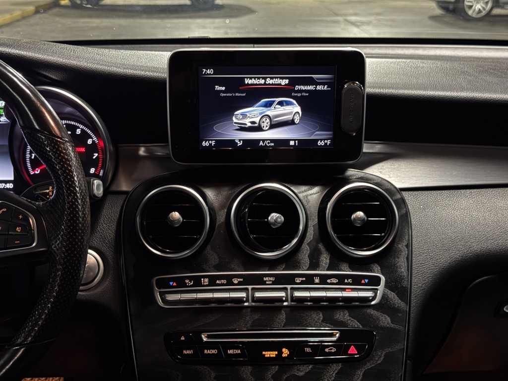 2019 Mercedes-Benz GLC-Class Image 20