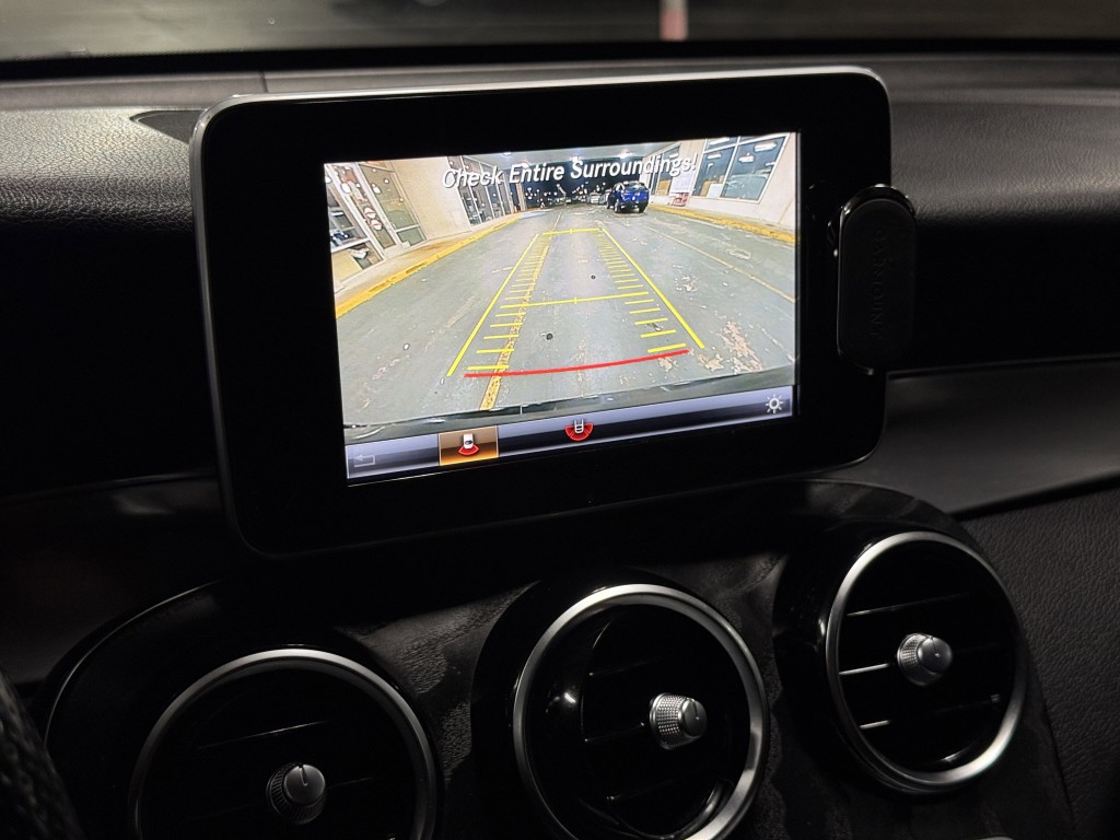 2019 Mercedes-Benz GLC-Class Image 23