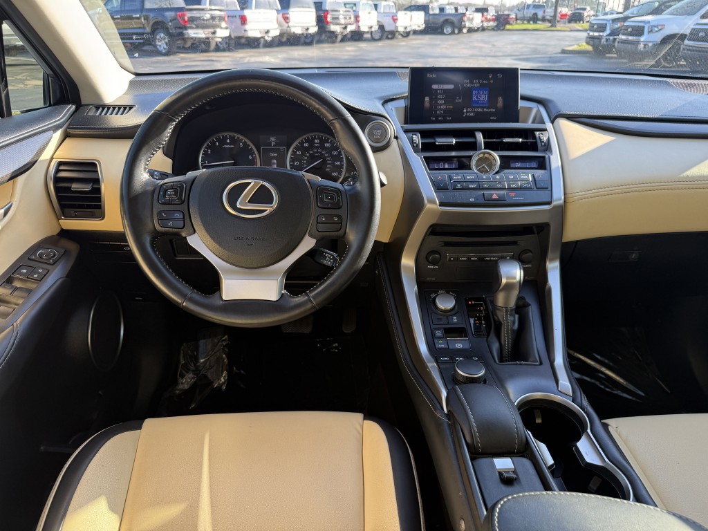2016 Lexus NX 200t Image 15